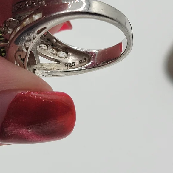 Vintage Sterling Silver 925 Green Peridot Statement Ring - Picture 9 of 11